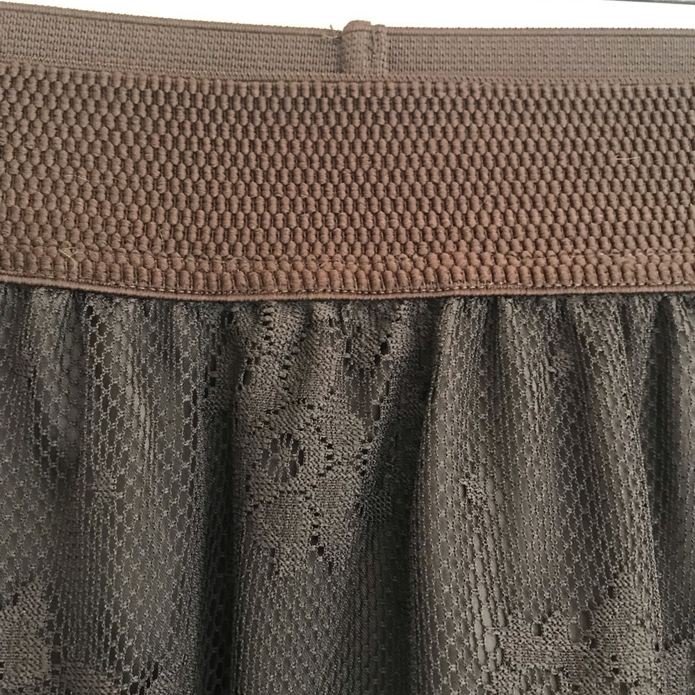 Brown Lace Skirt - Picture 5 of 5